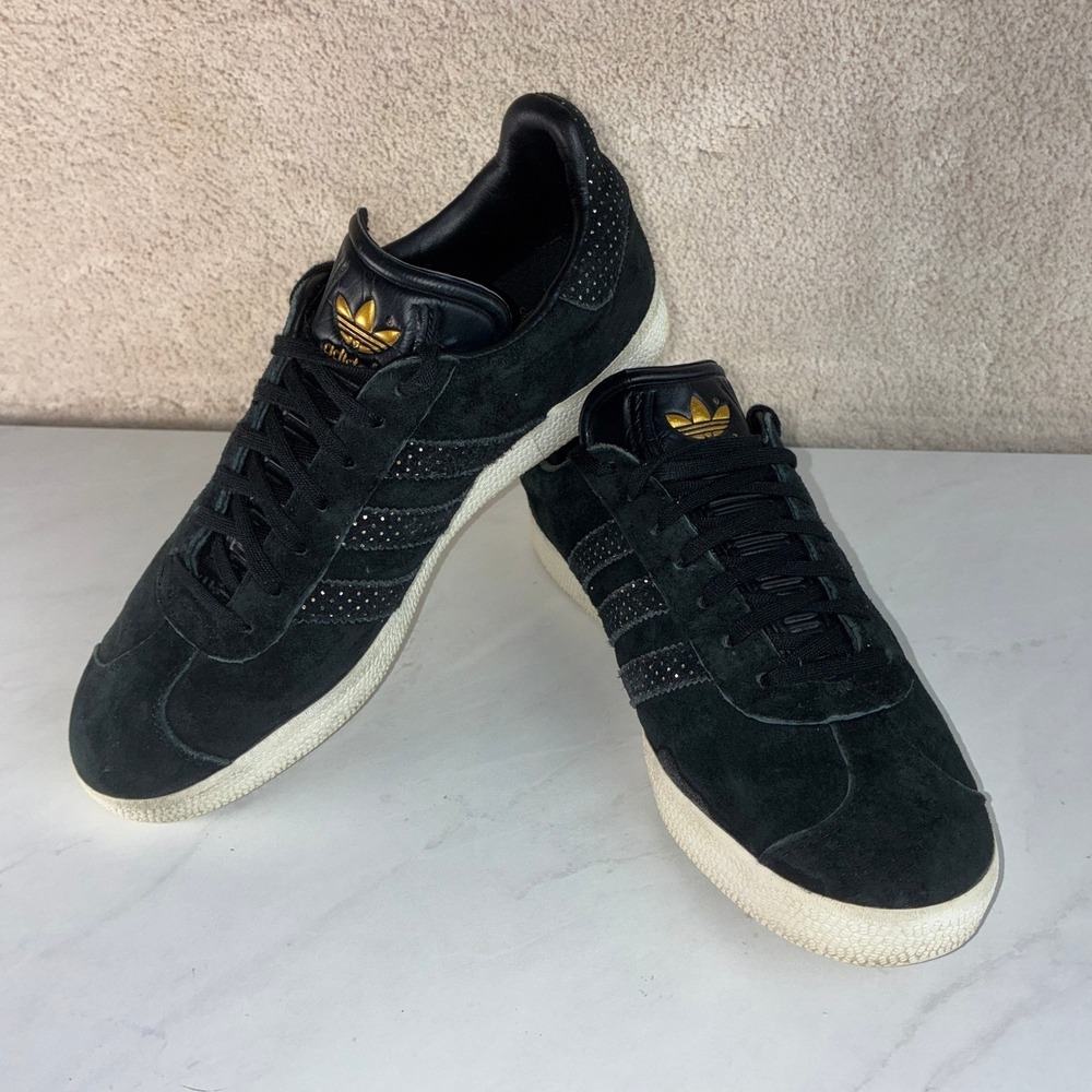 adidas Black Gazelle Sneakers - 8.5 - Suede Gold Dot BY9364 Streetwear Retro